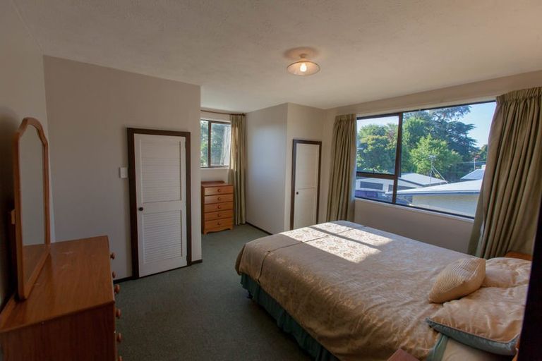 Photo of property in 2/14 Merrin Street, Avonhead, Christchurch, 8042