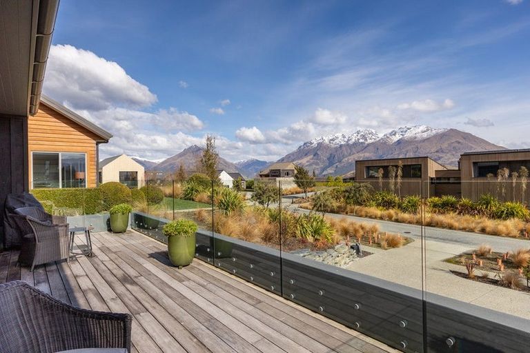 Photo of property in 15 Ellesmere Avenue, Jacks Point, Queenstown, 9371