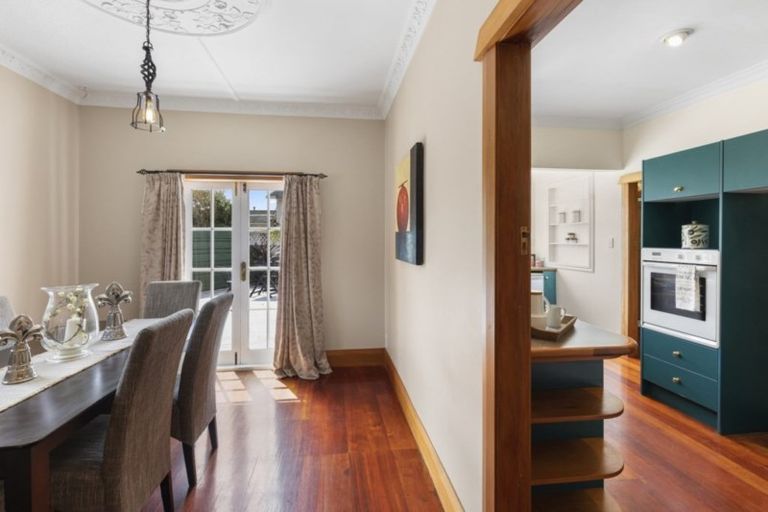 Photo of property in 13 Norton Park Avenue, Fairfield, Lower Hutt, 5011