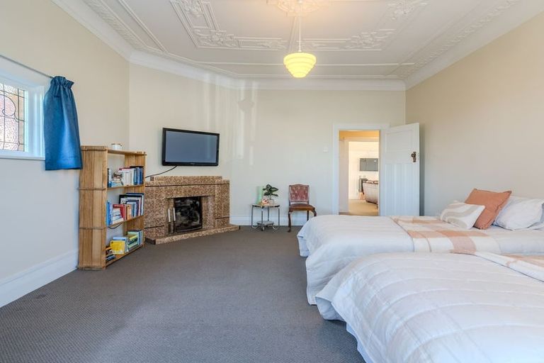 Photo of property in 362 Bay View Road, Saint Clair, Dunedin, 9012