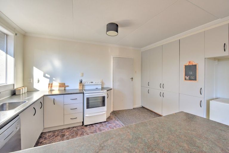 Photo of property in 6 Ontario Street, East Gore, Gore, 9710