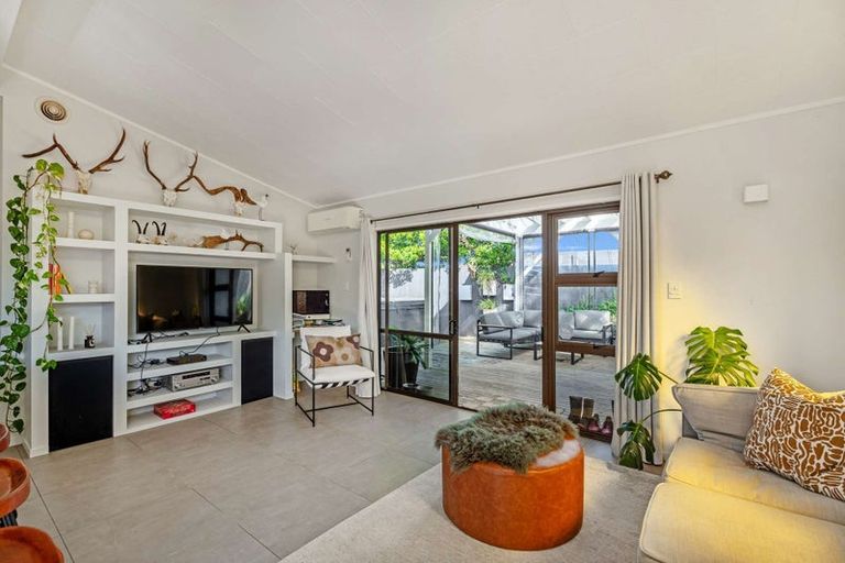 Photo of property in 11a Sarah Avenue, Whitianga, 3510