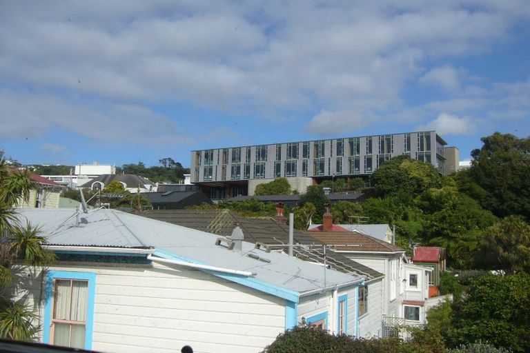 Photo of property in 78 Tasman Street, Mount Cook, Wellington, 6021