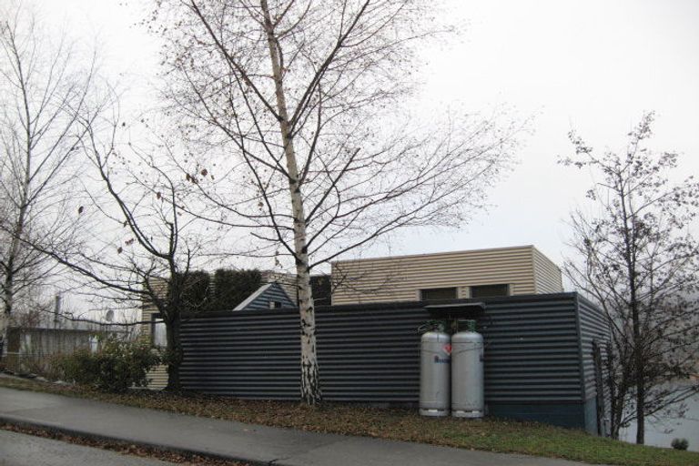 Photo of property in 52 Marina Drive, Frankton, Queenstown, 9300