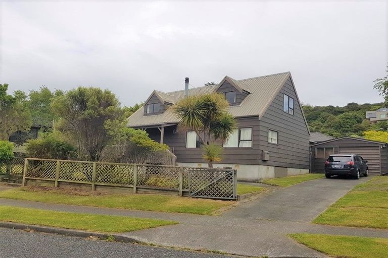 Photo of property in 105 Ayton Drive, Whitby, Porirua, 5024
