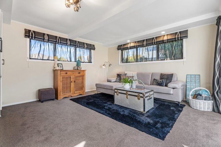 Photo of property in 60 Angelo Avenue, Howick, Auckland, 2014