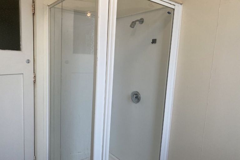 Photo of property in 20 Royal Crescent, Saint Kilda, Dunedin, 9012