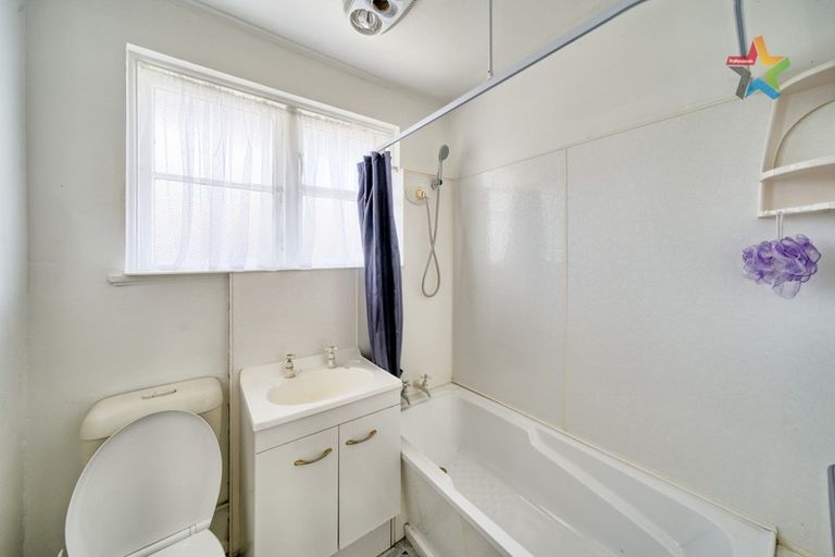 Photo of property in 255 Naenae Road, Naenae, Lower Hutt, 5011
