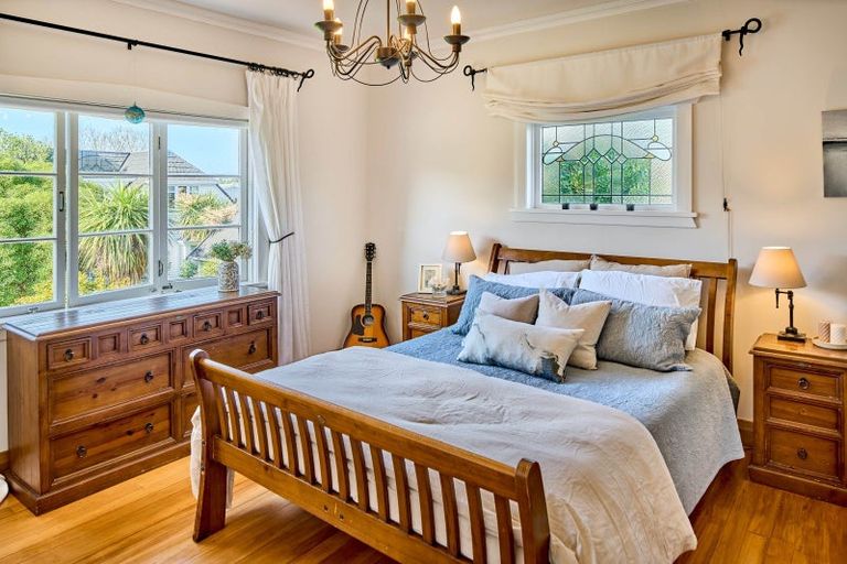 Photo of property in 5 Marina Grove, Hutt Central, Lower Hutt, 5010