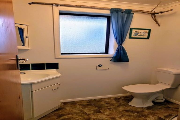 Photo of property in 3 Glendevon Place, Vauxhall, Dunedin, 9013