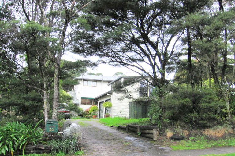 Photo of property in 20 Churchouse Road, Greenhithe, Auckland, 0632