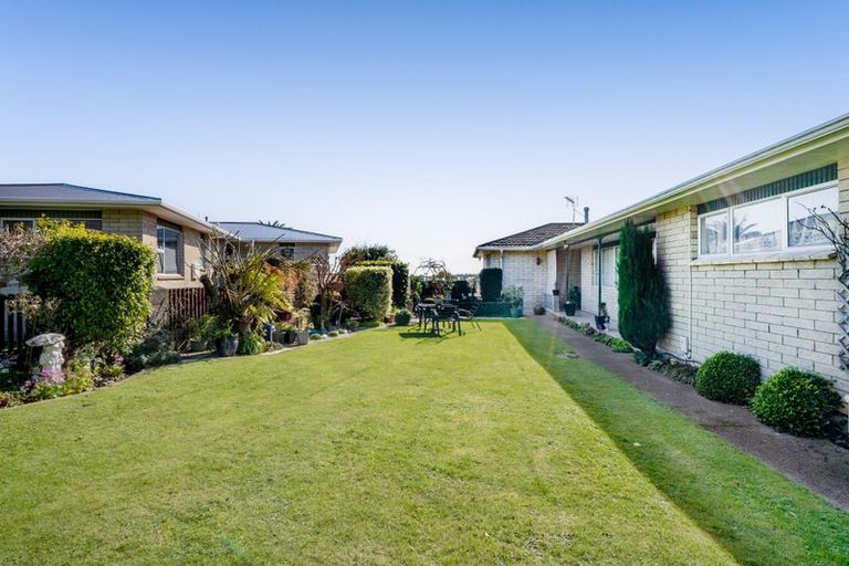 Photo of property in 6 Norwich Avenue, Spotswood, New Plymouth, 4310