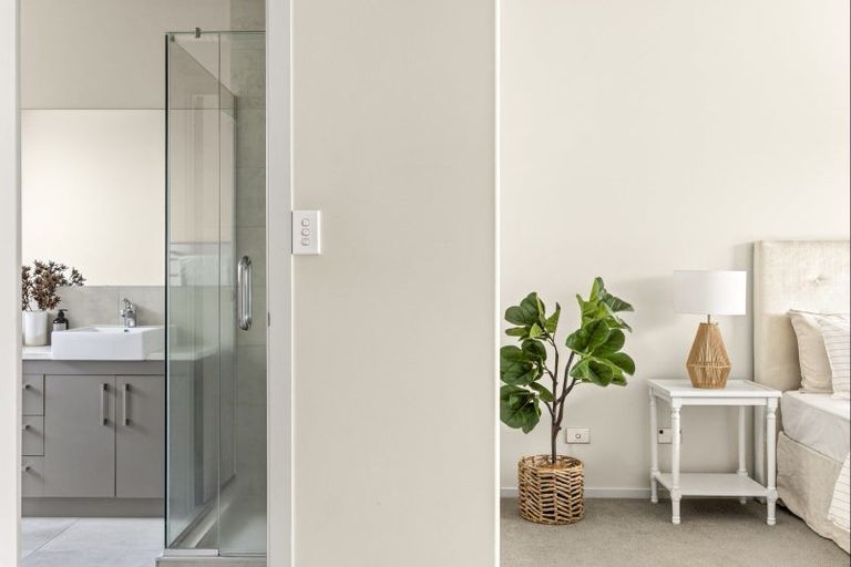 Photo of property in 5 Vosper Close, Leamington, Cambridge, 3432