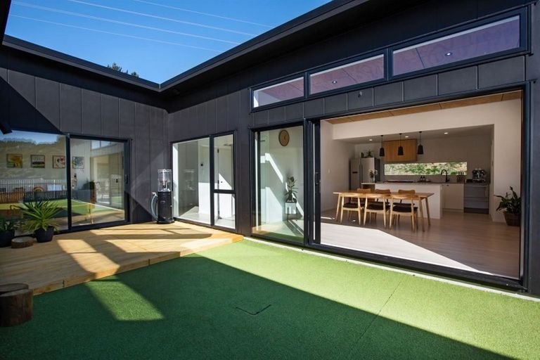 Photo of property in 200 Navigation Drive, Whitby, Porirua, 5024