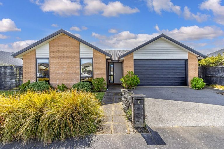 Photo of property in 30 Gosling Crescent, Halswell, Christchurch, 8025
