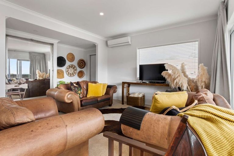 Photo of property in 23 Orion Drive, Welcome Bay, Tauranga, 3112