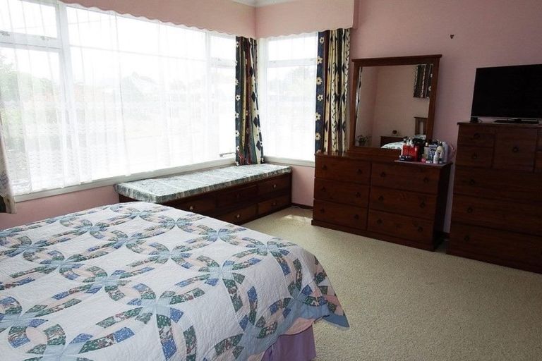 Photo of property in 30 Hamlet Street, Stratford, 4332