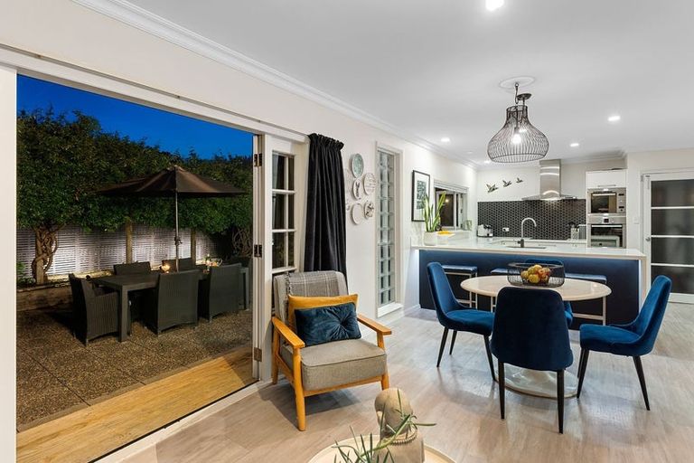 Photo of property in 7 Ngarara Road, Waikanae, 5036