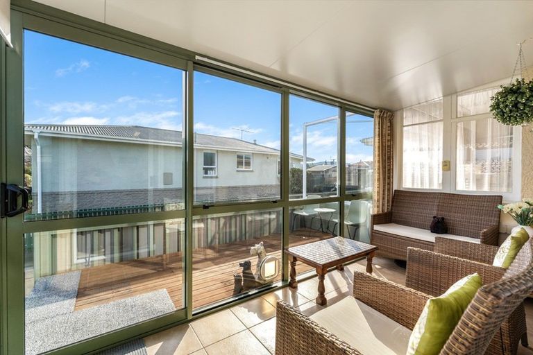 Photo of property in 18 Duff Place, Mosgiel, 9024