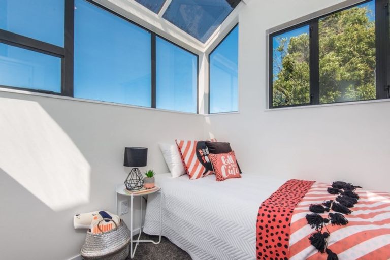 Photo of property in 33 Homebush Road, Khandallah, Wellington, 6035