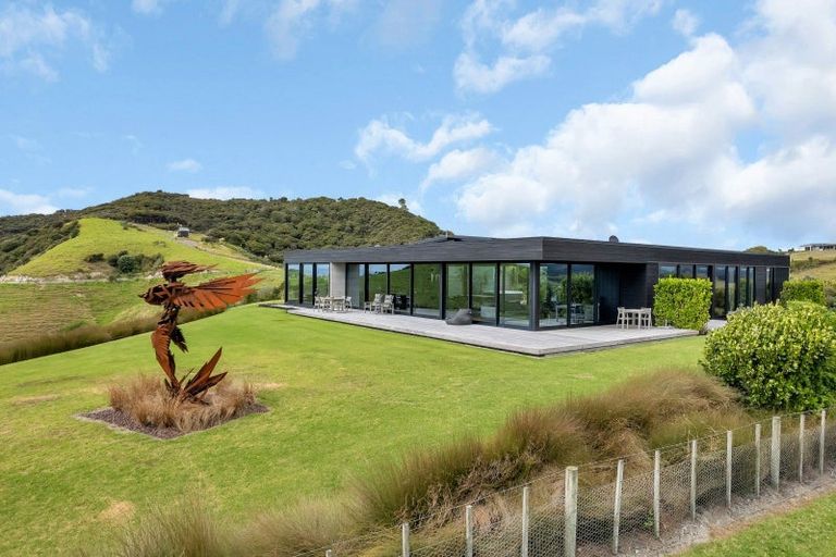 Photo of property in 28 Tangaroa Road, Mangawhai Heads, Mangawhai, 0505