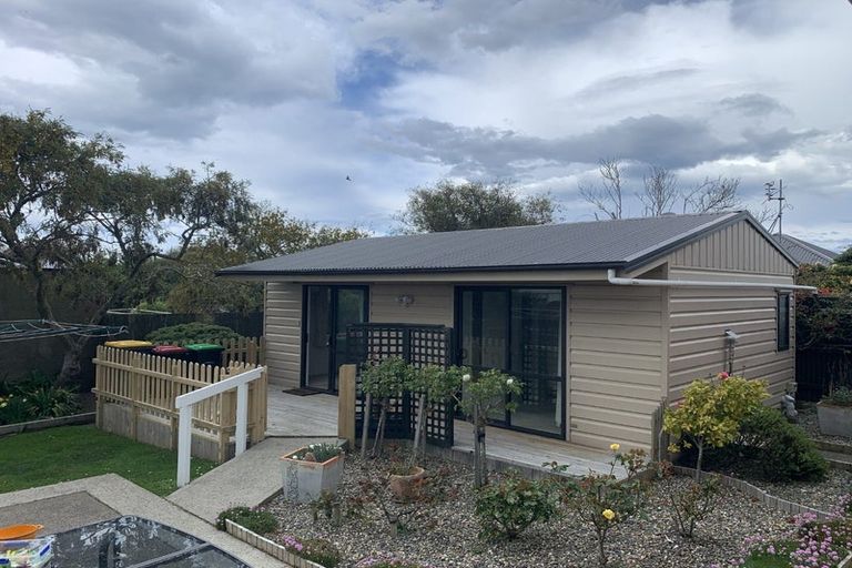 Photo of property in 21 Isadore Road, Saint Clair, Dunedin, 9012