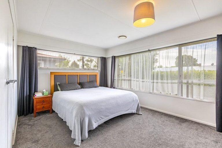 Photo of property in 34 Bill Hercock Street, Pirimai, Napier, 4112