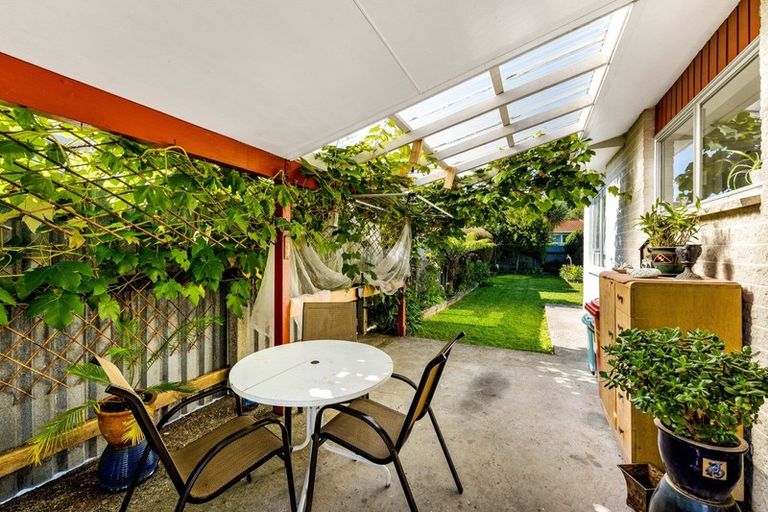 Photo of property in 13a Bentinck Street, Wallaceville, Upper Hutt, 5018