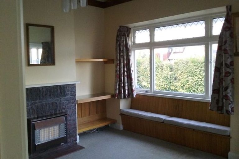 Photo of property in 52 Manapouri Crescent, Hokowhitu, Palmerston North, 4410