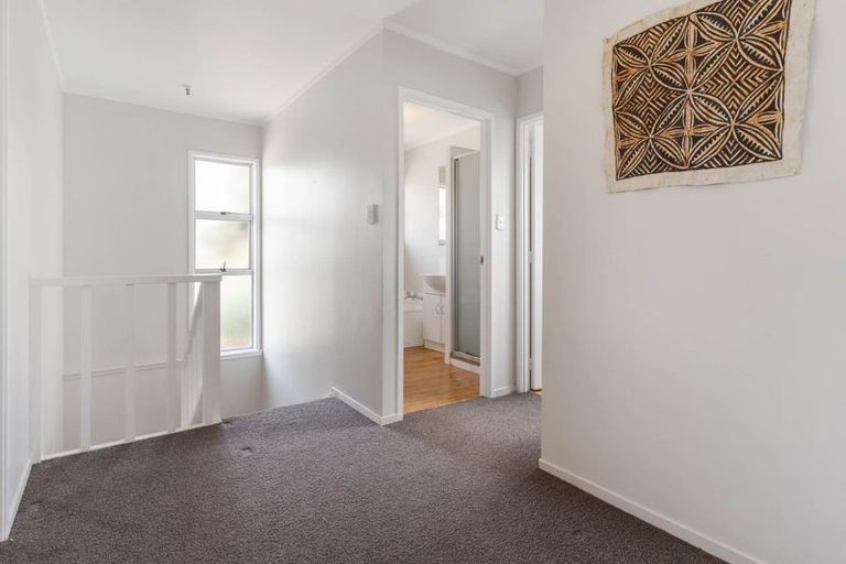 Photo of property in 1/50 John Walker Drive, Manurewa, Auckland, 2102