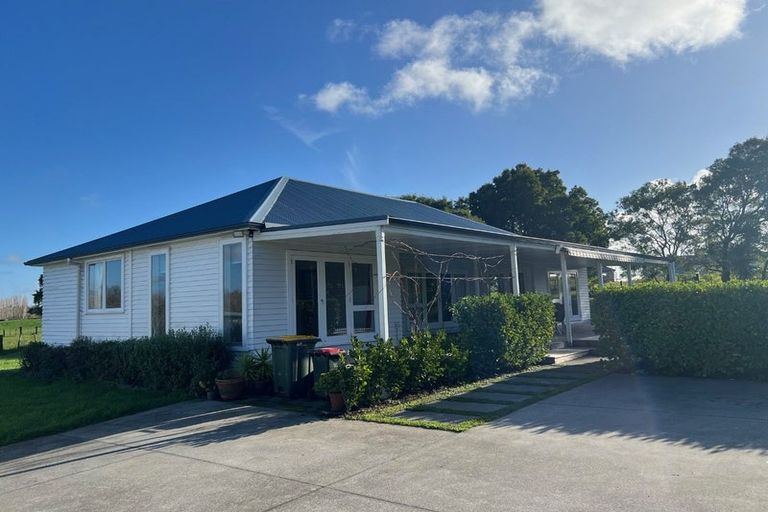 Photo of property in 327 Postman Road, Dairy Flat, Albany, 0794