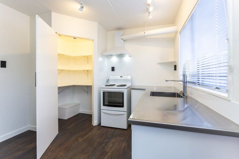 Photo of property in 4/49 Waltham Road, Sydenham, Christchurch, 8023