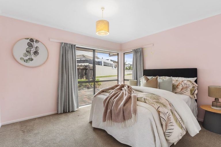 Photo of property in 1/19 Waller Avenue, Bucklands Beach, Auckland, 2012