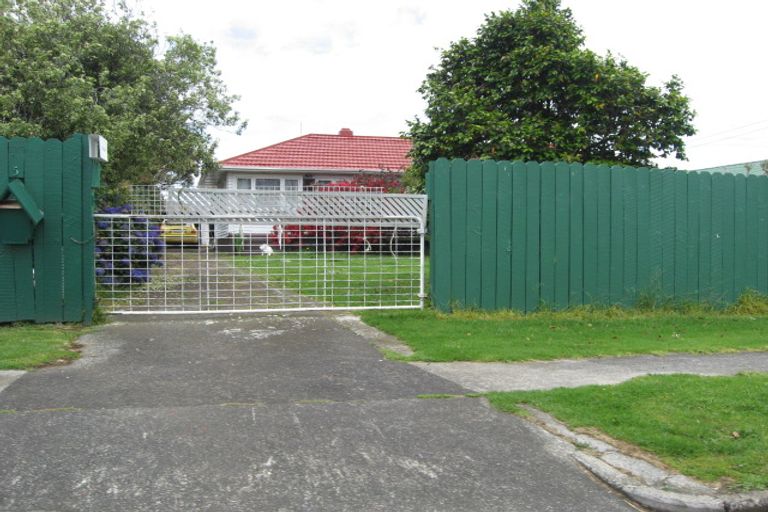 Photo of property in 5 View Road, Mangere, Auckland, 2022