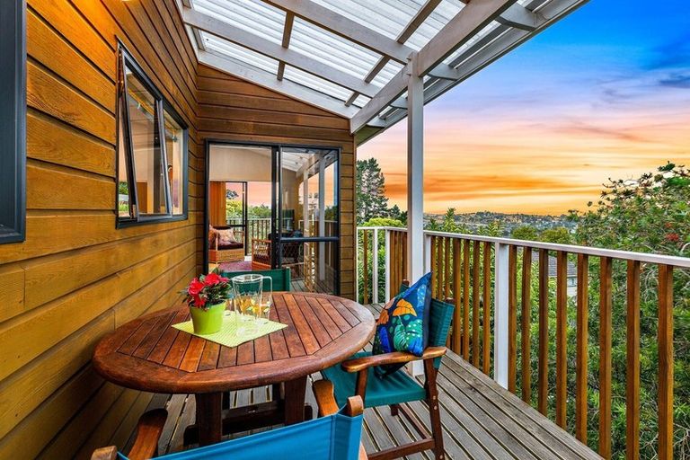 Photo of property in 233a Don Buck Road, Massey, Auckland, 0614