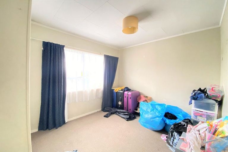 Photo of property in 87 Flat Bush Road, Clover Park, Auckland, 2023