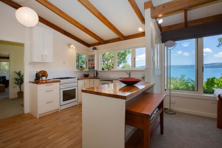 Photo of property in 17 Mahina Road, Mahina Bay, Lower Hutt, 5013
