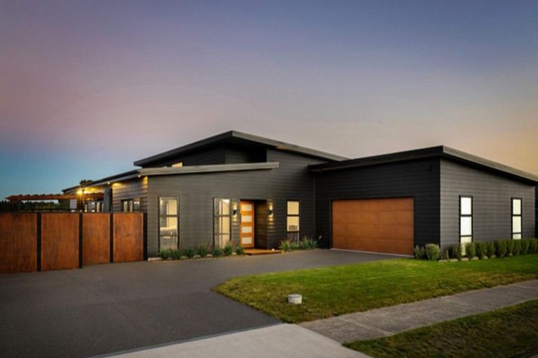 Photo of property in 50 Te Kohanga Drive, Pegasus, 7612