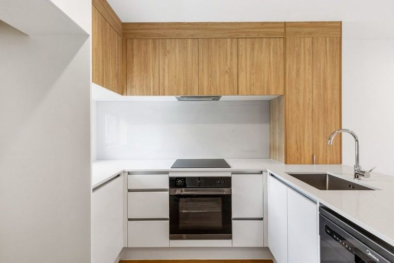 Photo of property in 11 Jabuka Street, Glen Eden, Auckland, 0602