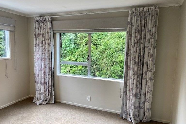 Photo of property in 4/49 Maungaraki Road, Korokoro, Lower Hutt, 5012