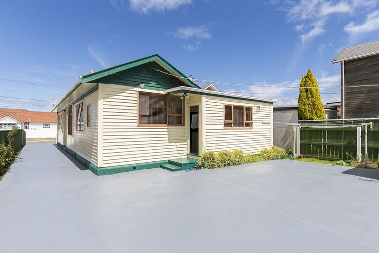 Photo of property in 23 Caledonia Street, Miramar, Wellington, 6022