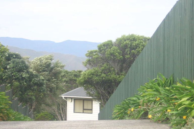 Photo of property in 6 Cherry Blossom Grove, Maungaraki, Lower Hutt, 5010