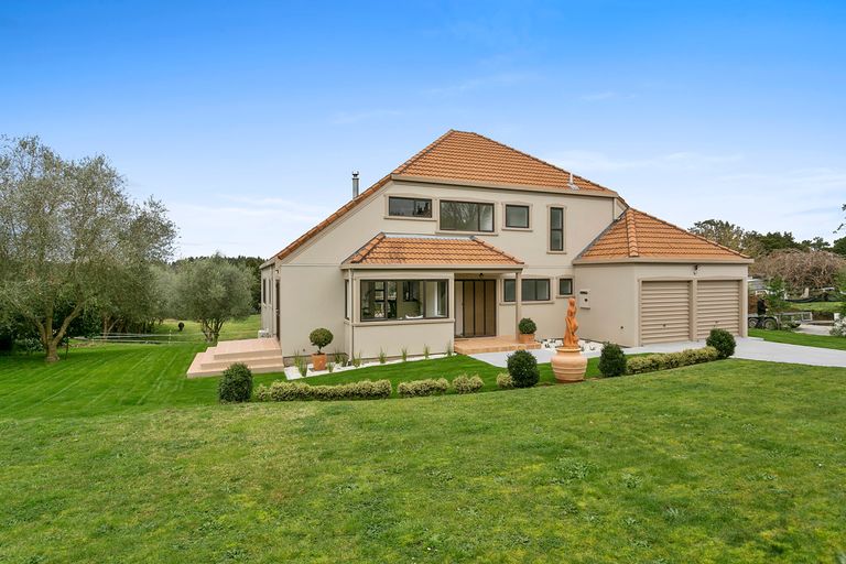 Photo of property in 28 River View Road, Morrinsville, 3300
