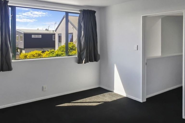 Photo of property in 2/106 Elizabeth Street, Riccarton, Christchurch, 8041