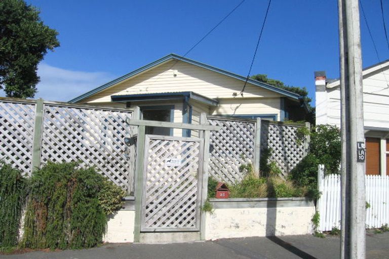 Photo of property in 25 Rua Street, Lyall Bay, Wellington, 6022