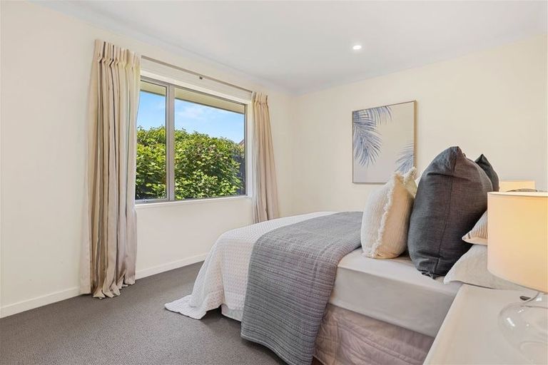 Photo of property in 32 The Runway, Wigram, Christchurch, 8042