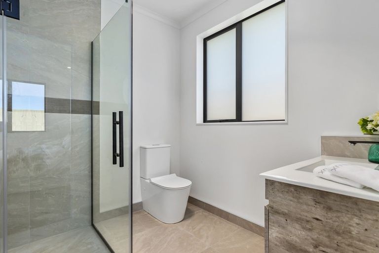 Photo of property in 15 Sydney Place, Flagstaff, Hamilton, 3210