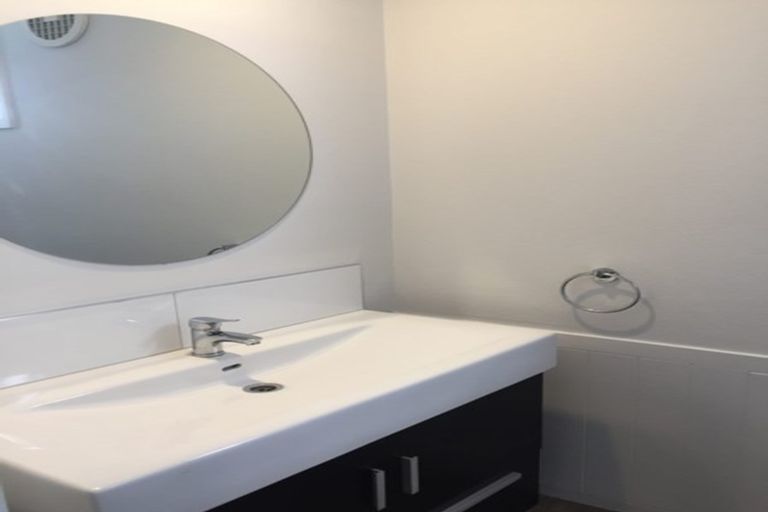 Photo of property in 23 Coote Road, Bluff Hill, Napier, 4110