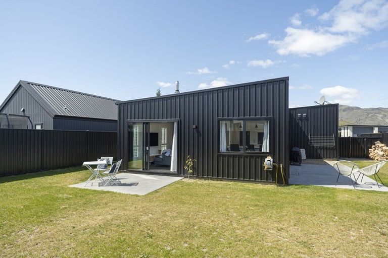 Photo of property in 10 Dawkins Street, Cromwell, 9310