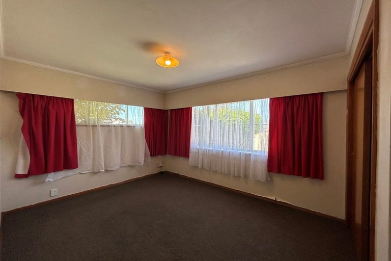 Photo of property in 25 Allen Berry Avenue, Pirimai, Napier, 4112